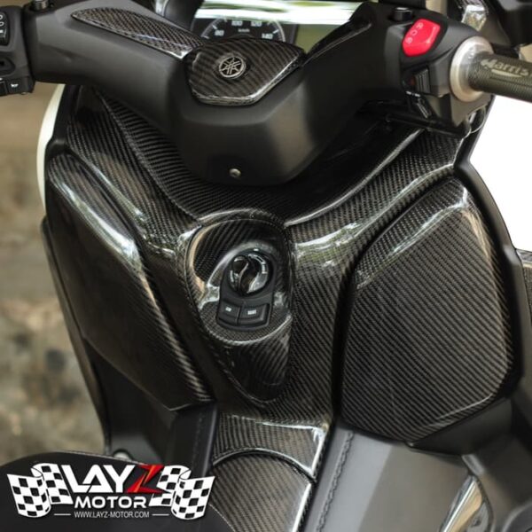 Second image of KABON Yamaha XMAX250 COVER LACI CARBON