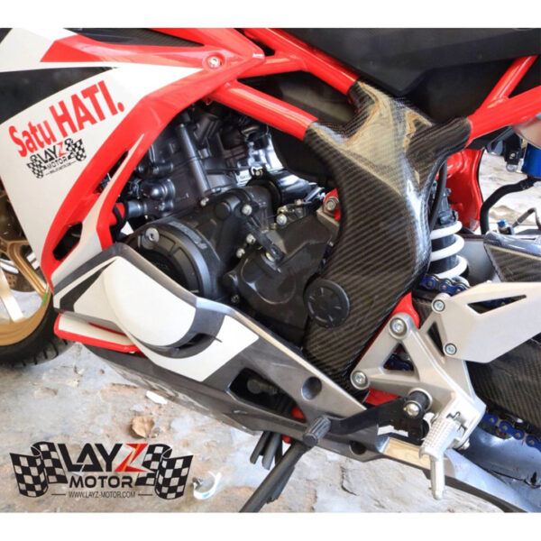 Second image of KABON Honda CBR250RR Cover Rangka Carbon