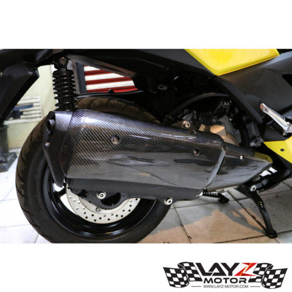 Second image of KABON Yamaha XMAX250 Cover Knalpot Carbon