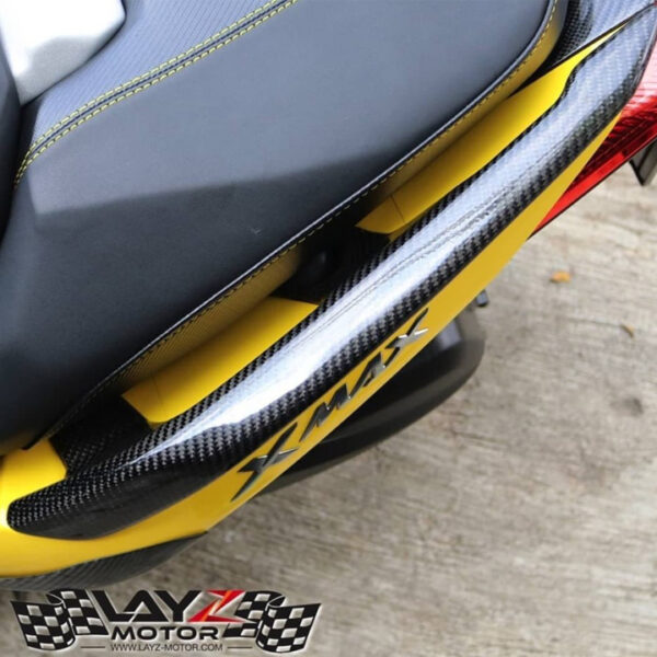 Second image of KABON YAMAHA X-MAX 250 2017-2022 CARBON ASSIST GRIP