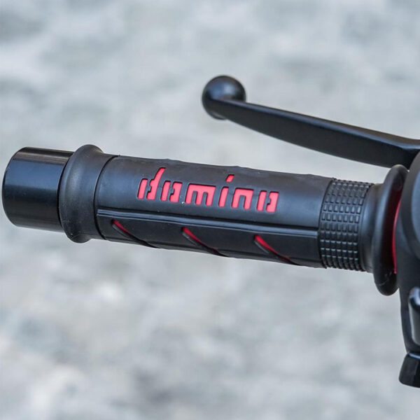 Second image of DOMINO Grips Universal