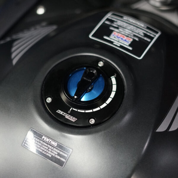 Second image of KENDMOTO Fuel Cap Honda CBR250RR