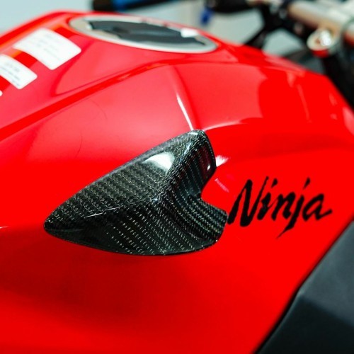Second image of KABON Kawasaki NINJA 250 2018 Tank Slider Carbon
