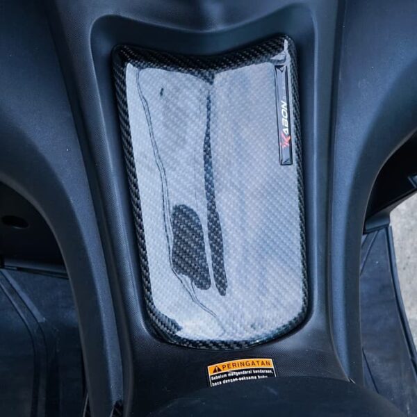 Second image of KABON YAMAHA AEROX / NVX 155 2021-2023 CARBON TANK COVER