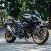 KABON-Z800-Spakbor-Terpasang