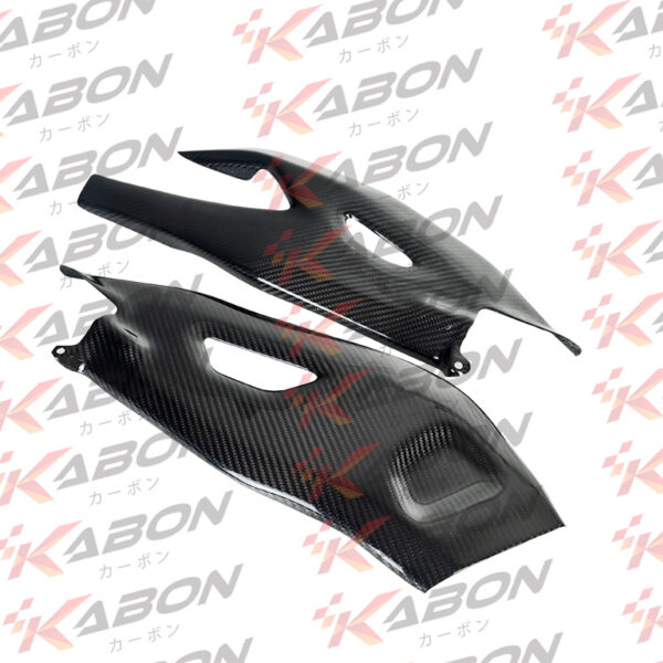 Kabon X Yamaha R1 2015-2022 Dry Carbon Swing Arm Cover