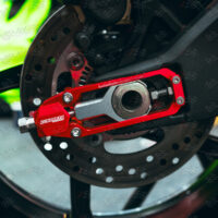 KENDMOTO-CHAIN-ADJUSTER-ZX10R-BLACK-2-copy-3