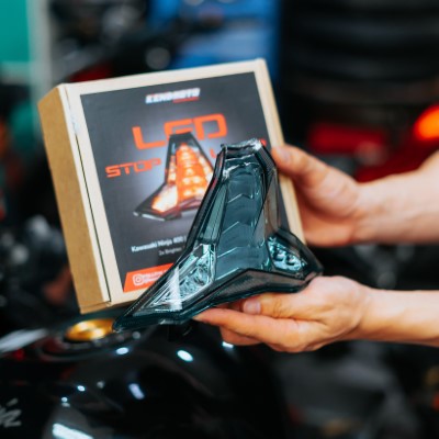 Second image of KENDMOTO LED STOPLAMP KAWASAKI ZX25R | ZX636  | ZX-10R | Z1000 | NINJA 400