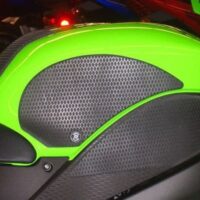 TECHSPEC-Side-Pad-Kawasaki-ZX6R-2