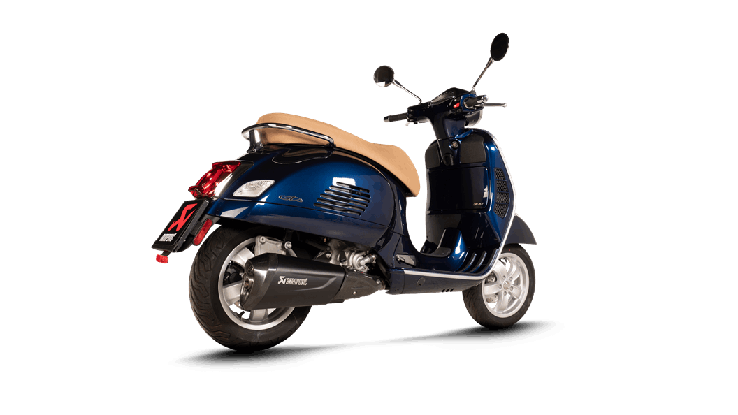 Second image of AKRAPOVIC Vespa GTS 300 / SEI GIORNI / TECH 2021 Slip On Black SS