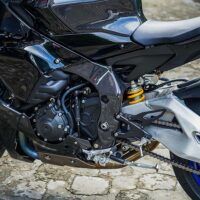 kabon-x-r1-frame-cover