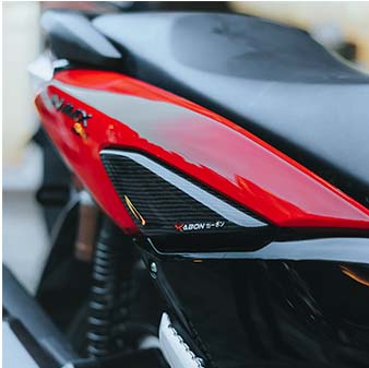 Second image of KABON YAMAHA NEW NMAX 155 CARBON SIDE BODY COVER
